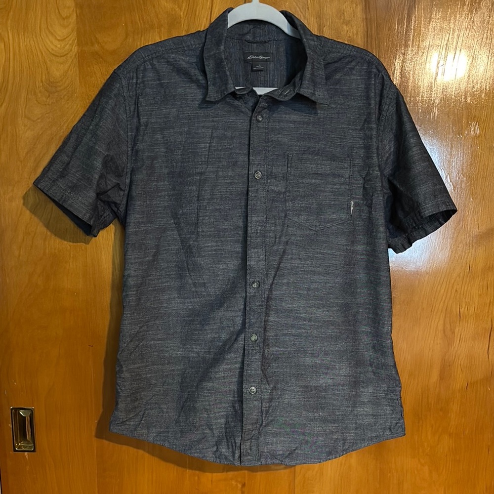 Eddie Bauer 100% cotton short sleeve button down